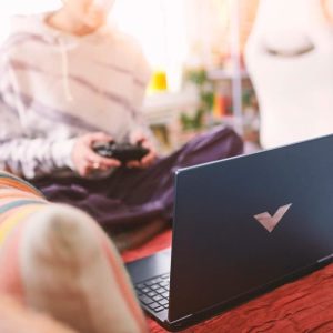 PC Portable Gamer HP Victus 15-fb2029nf - 15,6" FHD 144Hz - Ryzen 5-8645HS - 16Go - 512Go SSD - RTX 4060 8Go - Sans Windows - AZERTY – Image 8